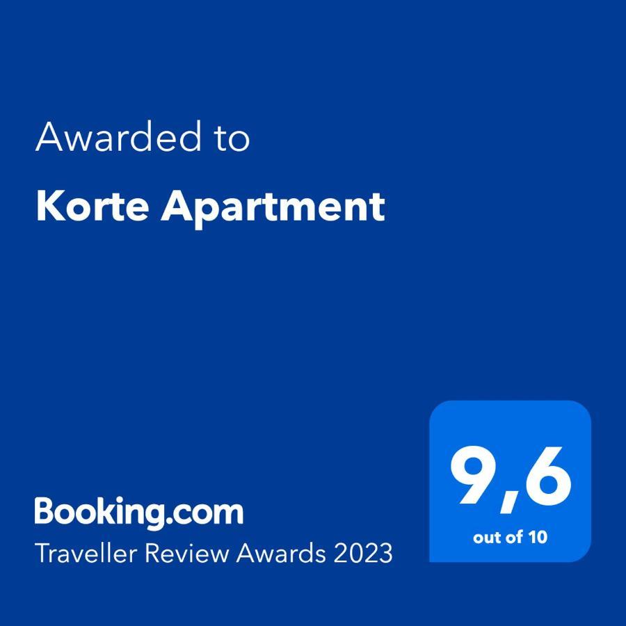 Korte Apartment Arta Buitenkant foto